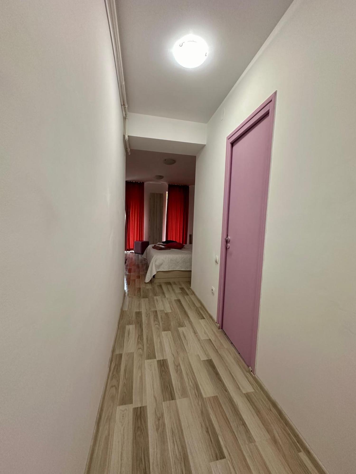 Central Studio Stefan-Brasov Exterior photo